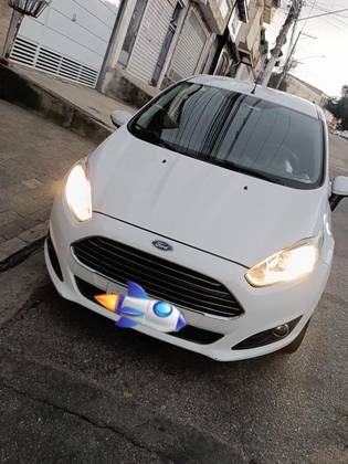 FORD FIESTA 1.6 TITANIUM PLUS HATCH 16V FLEX 4P POWERSHIFT